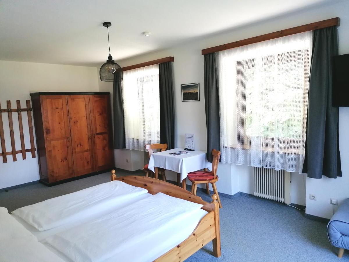 Haus Oswald Am See Hermagor-Pressegger See Buitenkant foto